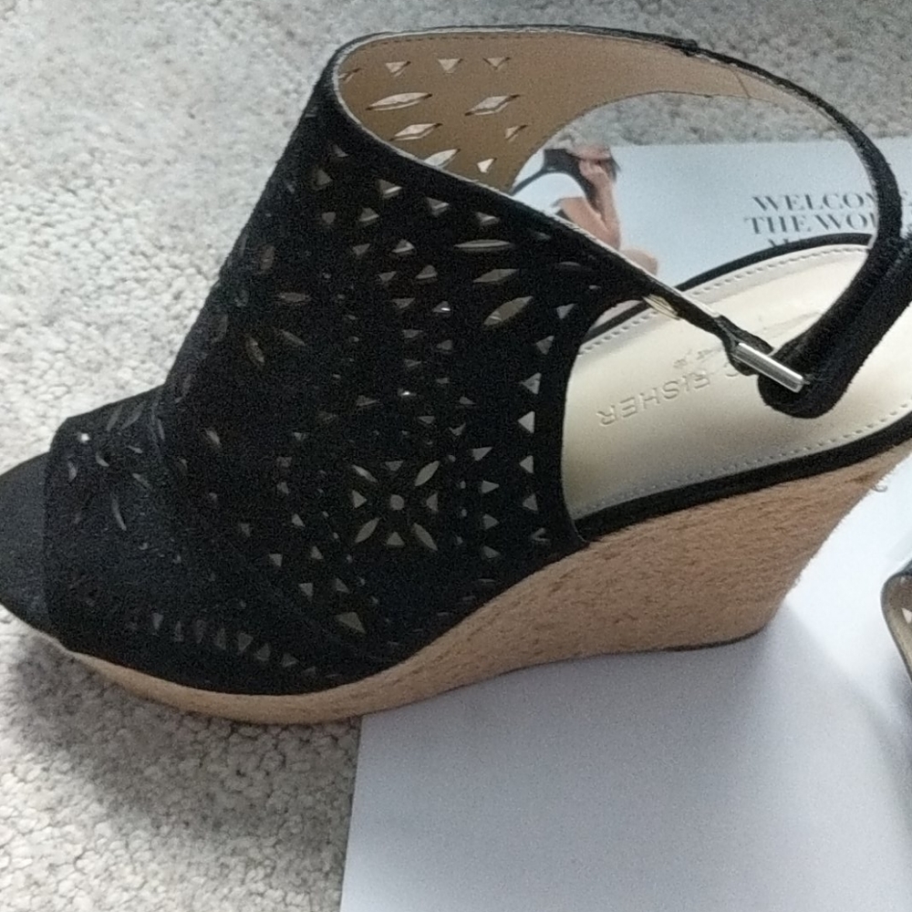 New Marc Fisher shoes - Picture 4 of 5